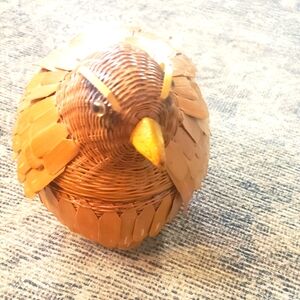 Woven Bird Figurine Basket Trinket Box Shanghai Wicker Woven Chicken